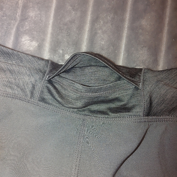 Reebok Gray Athletic Shorts Lightweight Moisture-Wicking - Picture 8 of 8